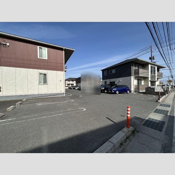 駐車場 (駐車場(敷地内南側))