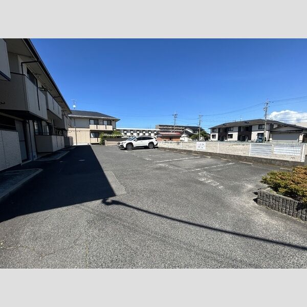駐車場 (駐車場)