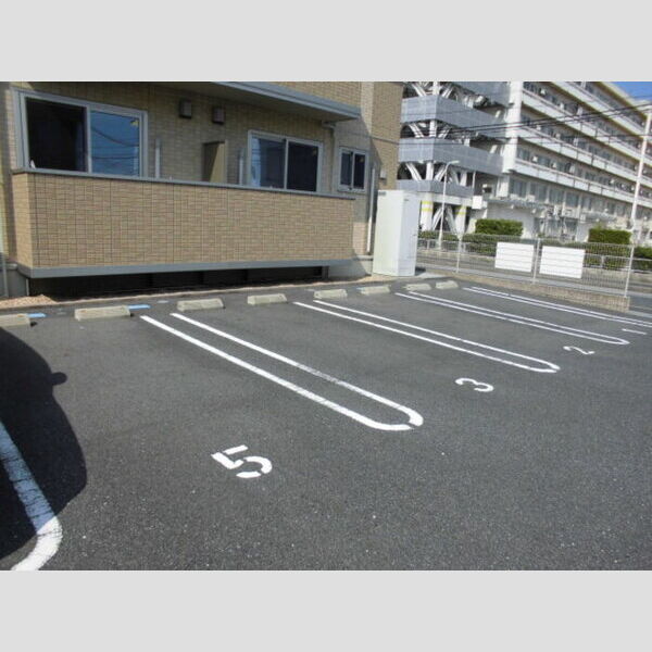 駐車場 (駐車場)