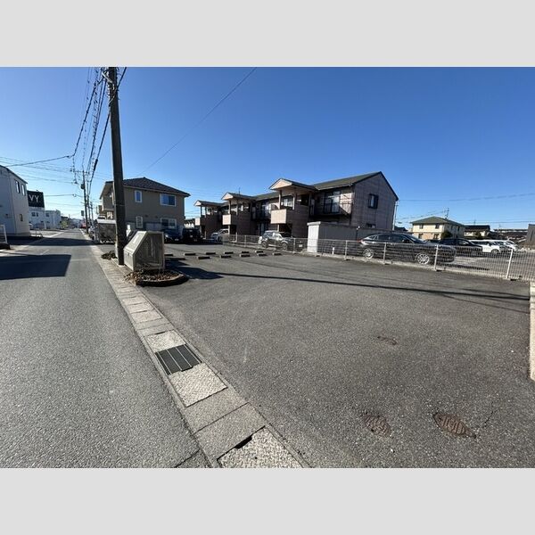 駐車場 (駐車場)