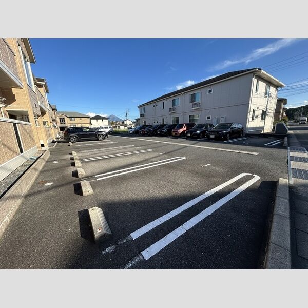 駐車場 (N棟南側駐車場)