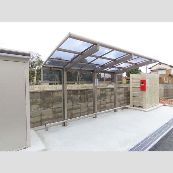 現地周辺 (駐輪場)