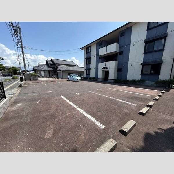 駐車場 (駐車場)