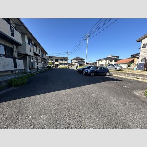 駐車場 (駐車場)