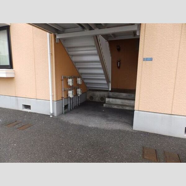 エントランス (エントランス)