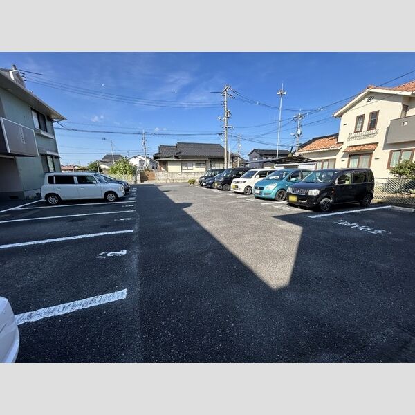 駐車場 (駐車場)