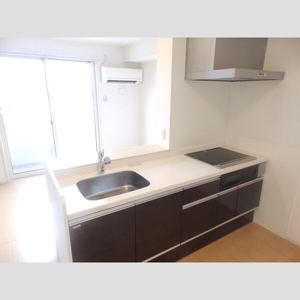 キッチン (対面キッチン(IHクッキングヒータ))