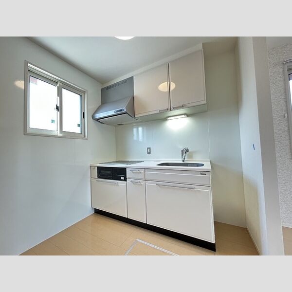 キッチン (システムキッチン(人造大理石の天板・IHヒーター仕様))