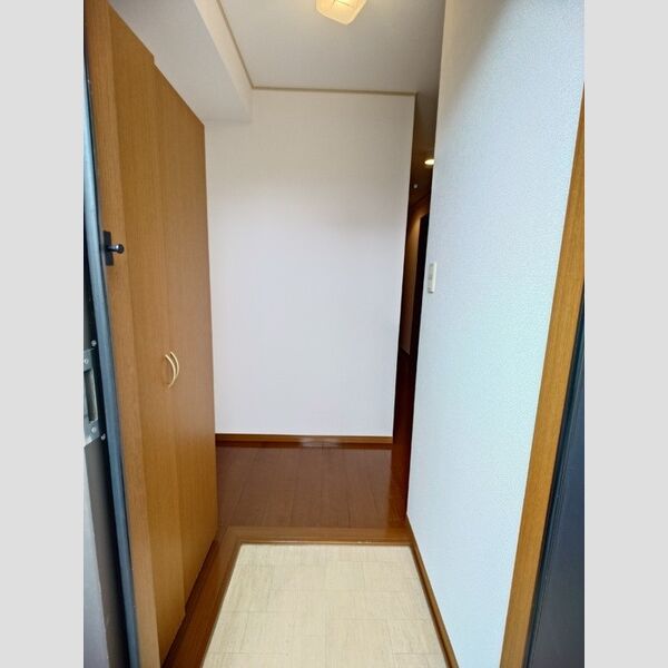 玄関 (玄関)
