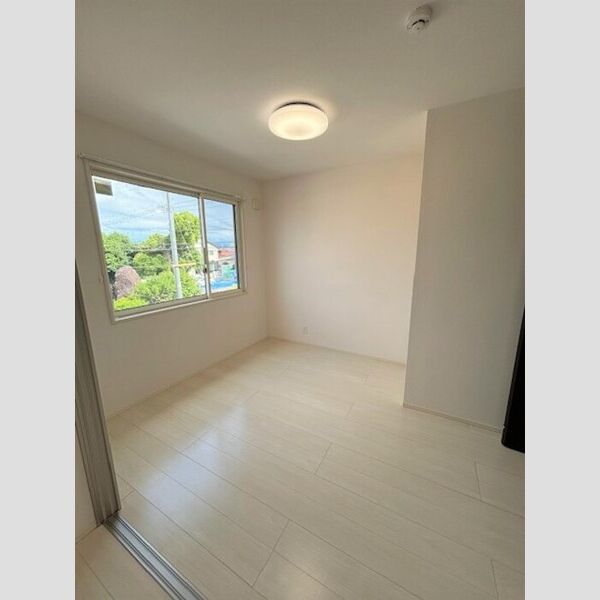 その他 (東側洋室)