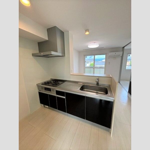 キッチン (システムキッチン(グリル付3口ガスコンロ仕様))