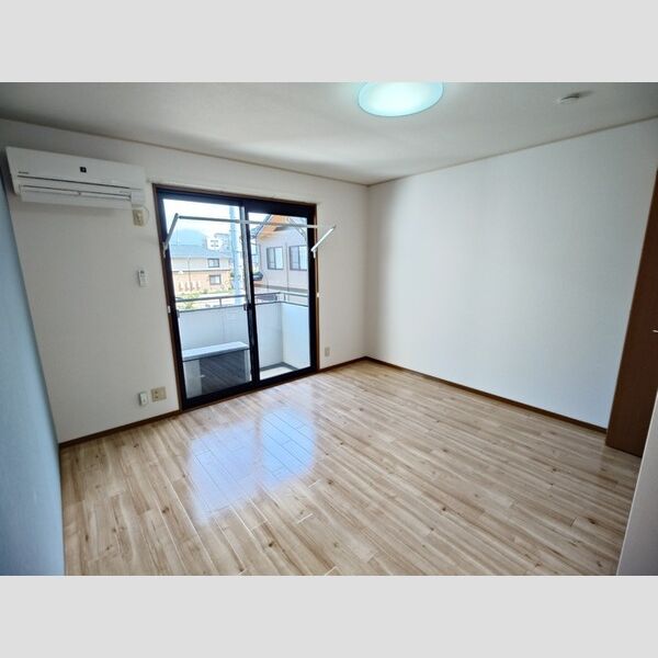 居室・リビング (洋室)