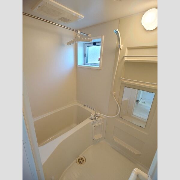 バス (浴室)