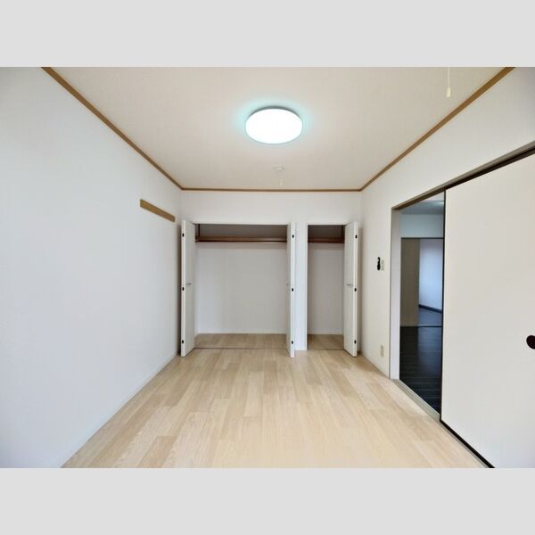 その他 (南洋室)