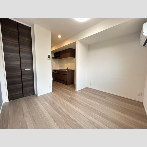 居室・リビング (LDK(エアコン・LED照明付))