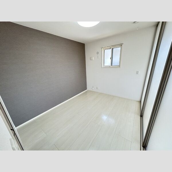 その他 (洋室)