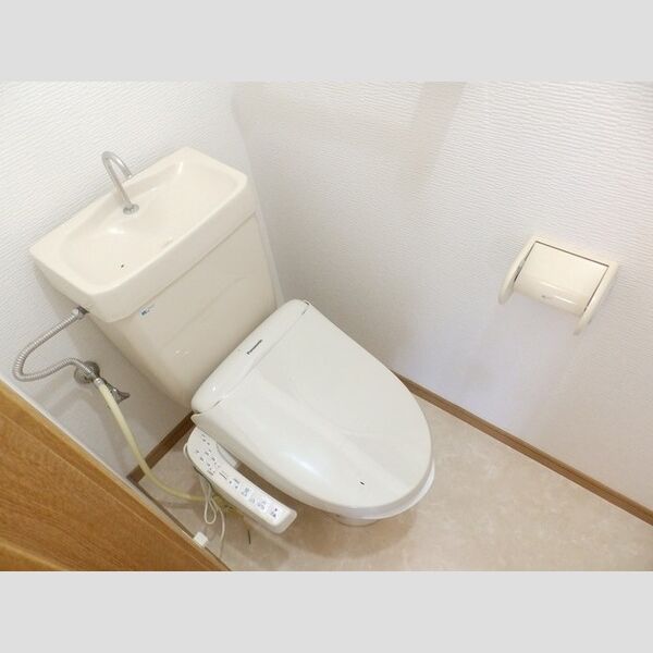 トイレ (温水洗浄暖房便座)