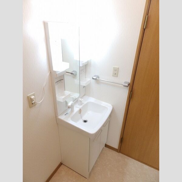 洗面所 (洗髪洗面化粧台)