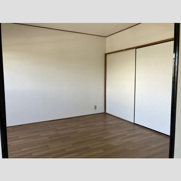その他 (東側洋室)