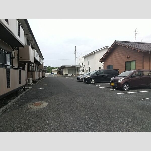 駐車場 (駐車場)