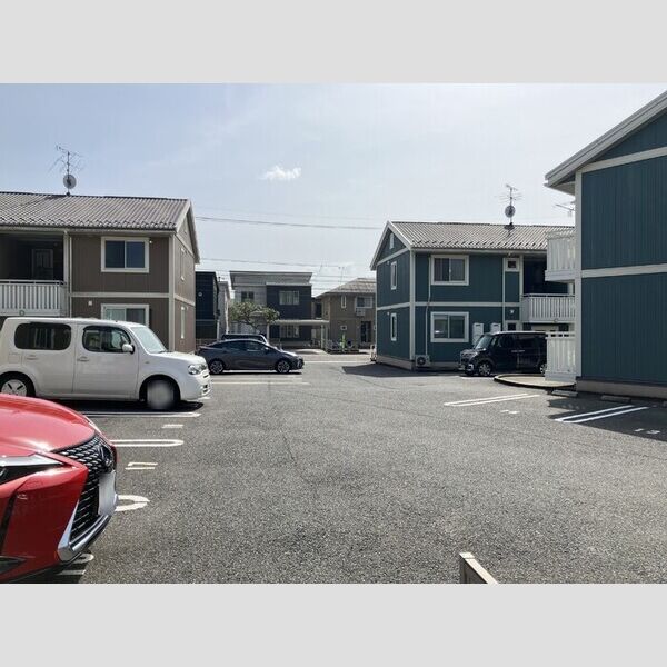 駐車場 (駐車場)