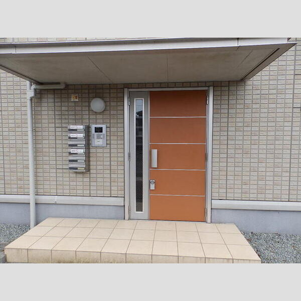 エントランス (エントランス)