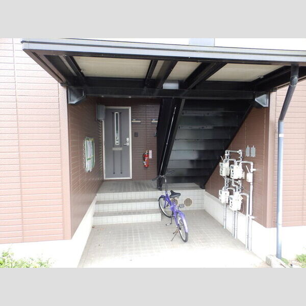 現地周辺 (エントランス)