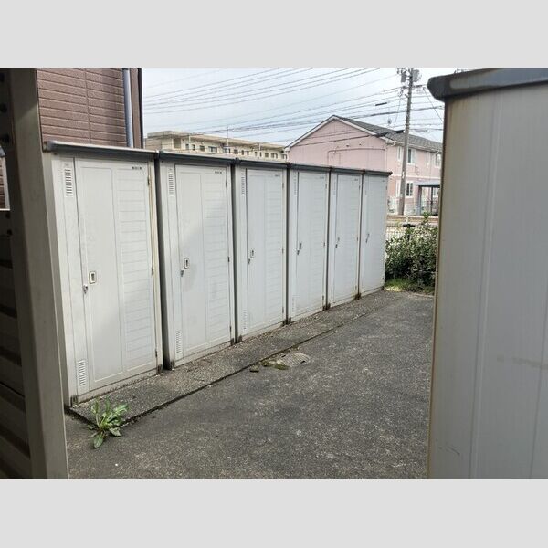 エントランス (外部物置)