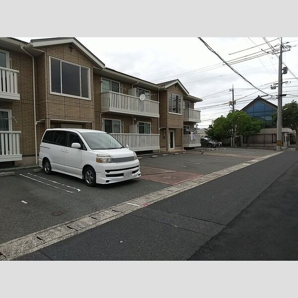 駐車場 (駐車場)