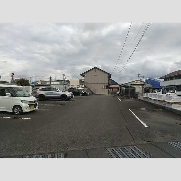 駐車場 (駐車場)