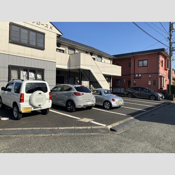 駐車場 (駐車場)