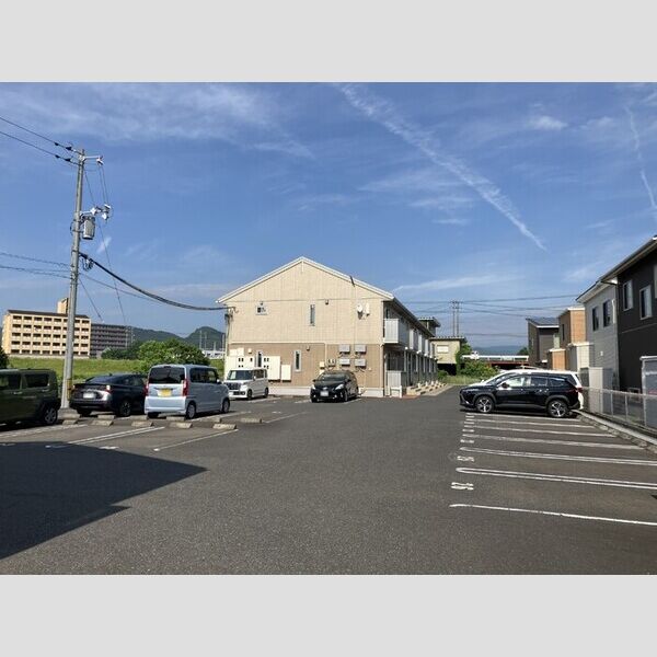 駐車場 (駐車場)
