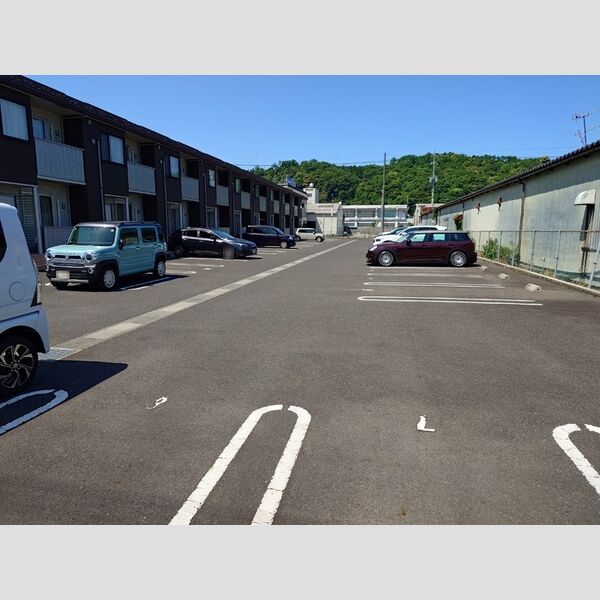 駐車場 (駐車場)