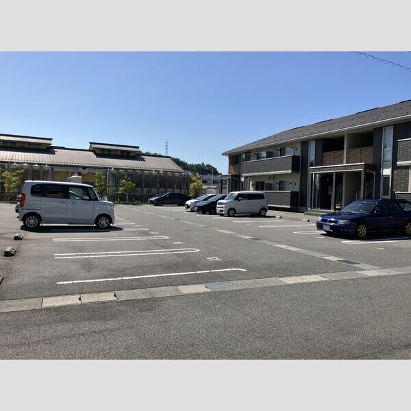 駐車場 (駐車場)