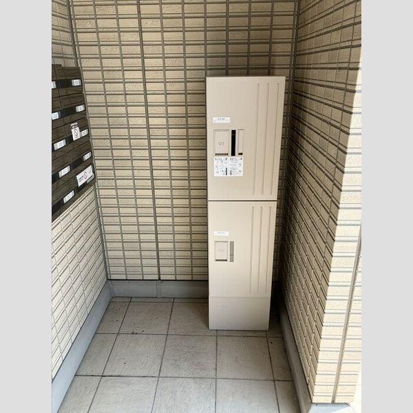 現地周辺 (宅配ボックス)