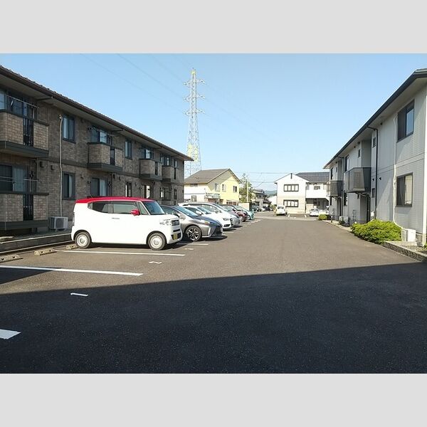 駐車場 (駐車場)