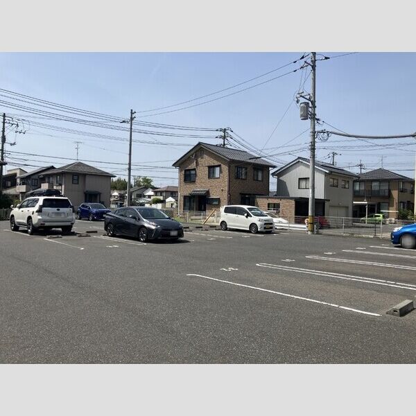 駐車場 (駐車場)