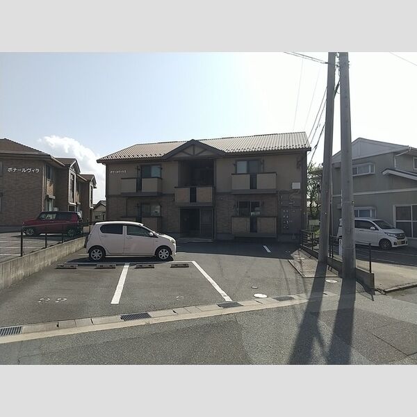 駐車場 (駐車場)
