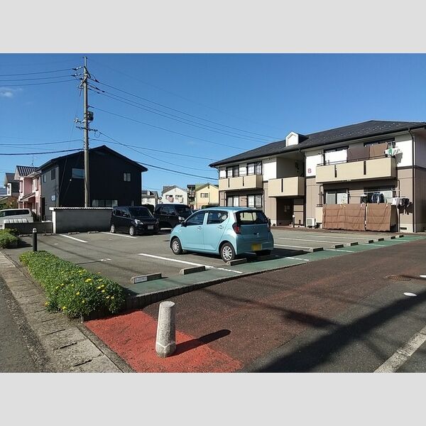 駐車場 (駐車場)