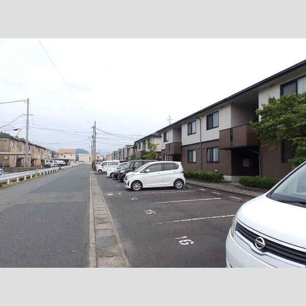 駐車場 (駐車場)