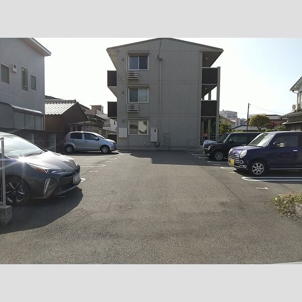 駐車場 (駐車場)