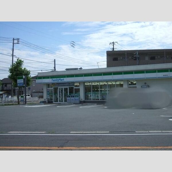 現地周辺 (ファミリーマート鳥取国府店)