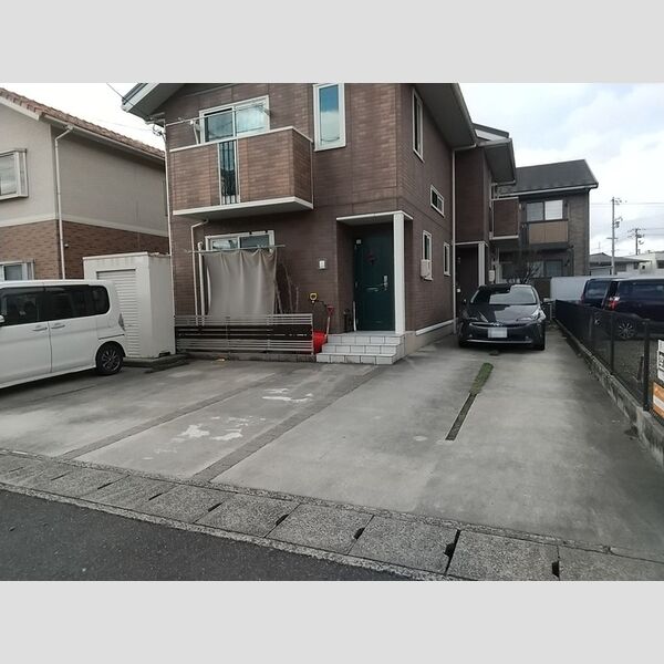 駐車場 (駐車場)