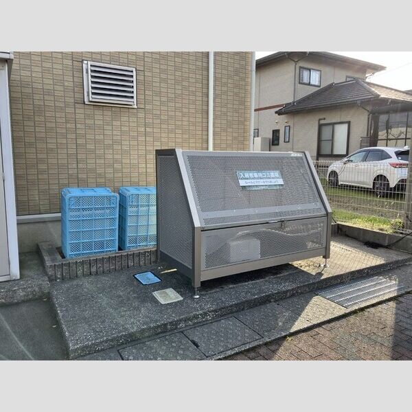 現地周辺 (ゴミステーション)