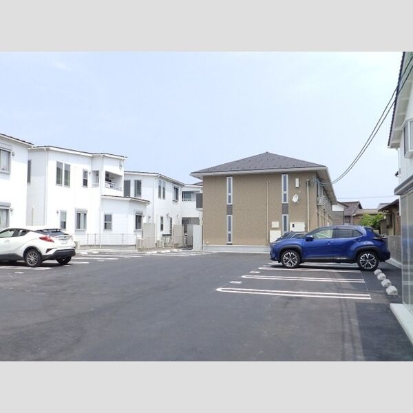 駐車場 (駐車場)