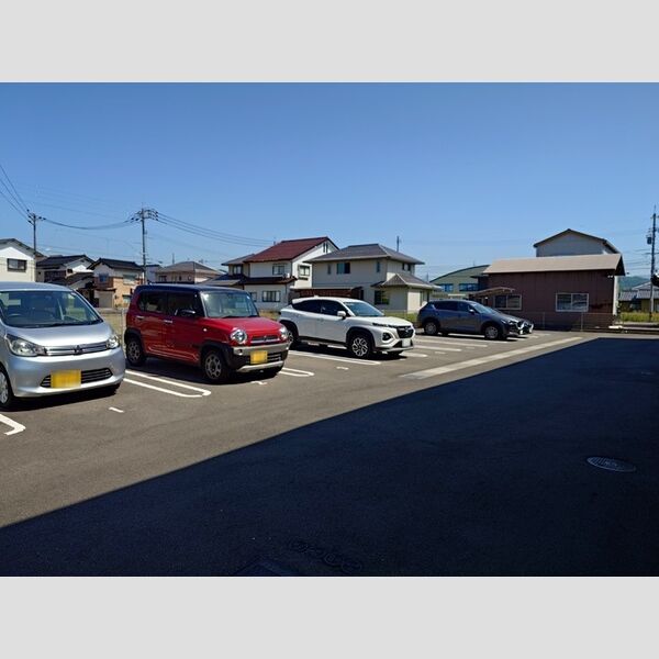 駐車場 (駐車場)