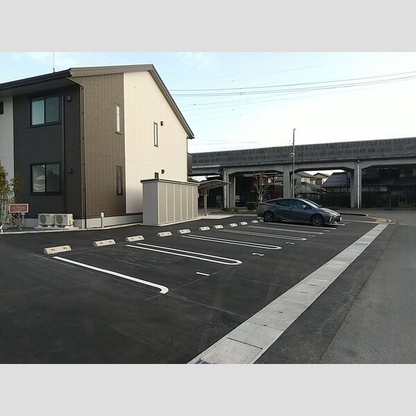 駐車場 (駐車場)