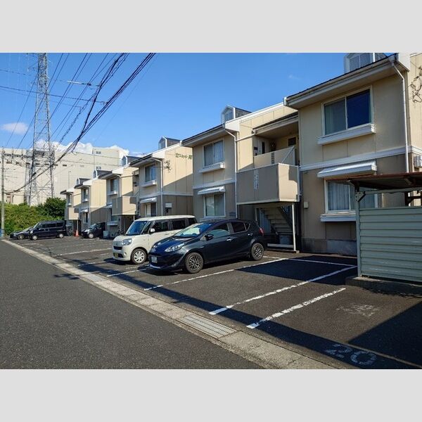駐車場 (駐車場)