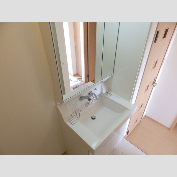 洗面所 (洗髪洗面化粧台)