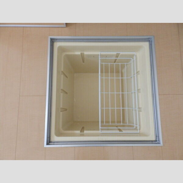 その他 (床下収納)